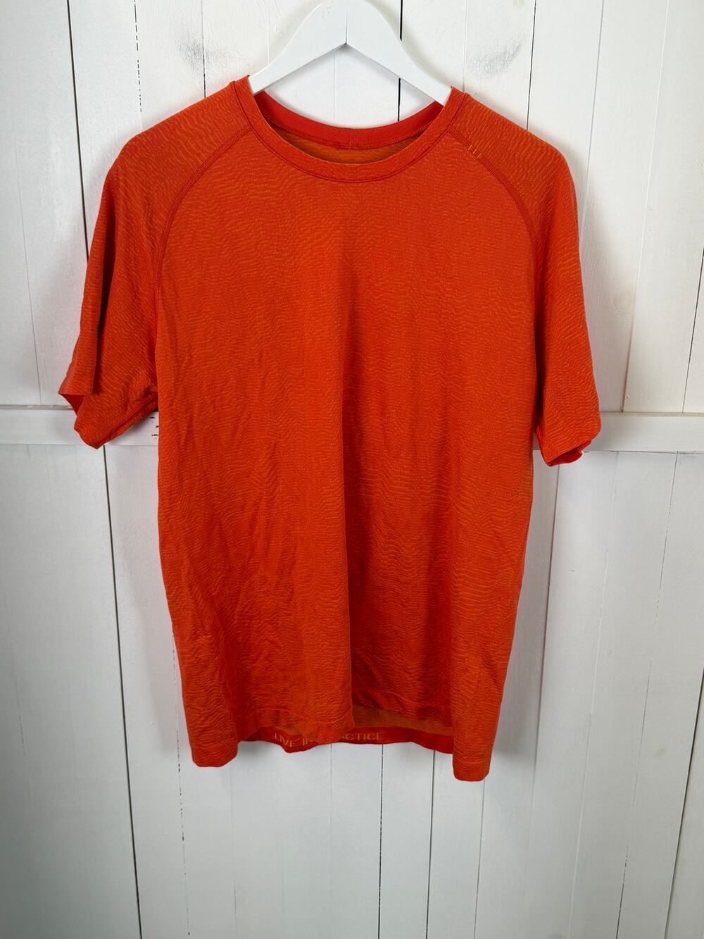 Lululemon Men's Orange T-Shirt Size L Excellent Condition